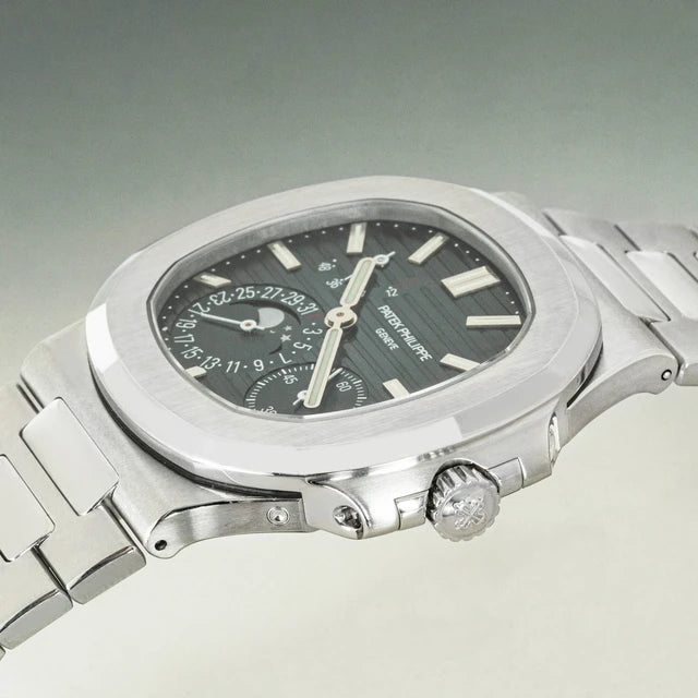 Patek Philippe Nautilus 5712/1A-001