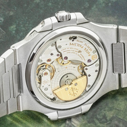 Patek Philippe Nautilus 5712/1A-001