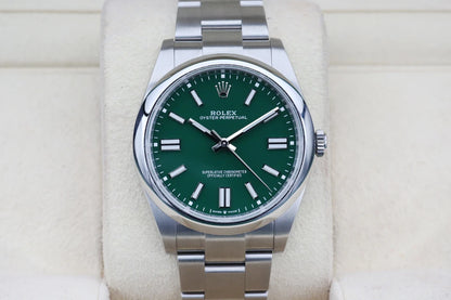 Rolex Oyster Perpetual 124300